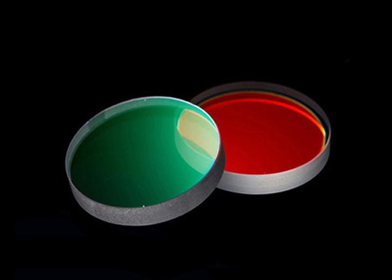 派迪威介質型短波通濾光片通過波段400-910截止波段675-1235NM