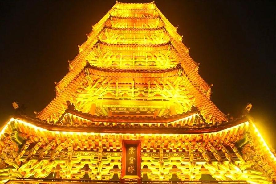 熱門(mén)景點(diǎn)亮化提升城市夜景魅力