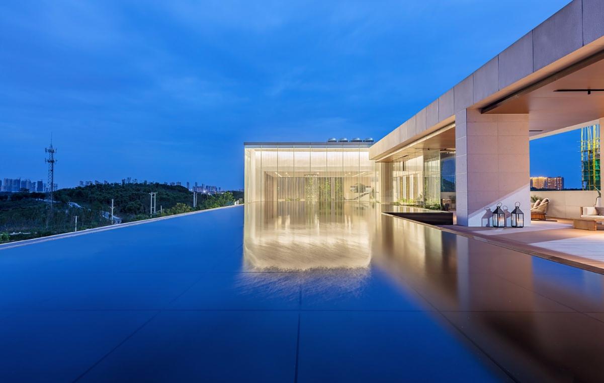 外墻LED亮化：如何讓建筑更有魅力和透明感？